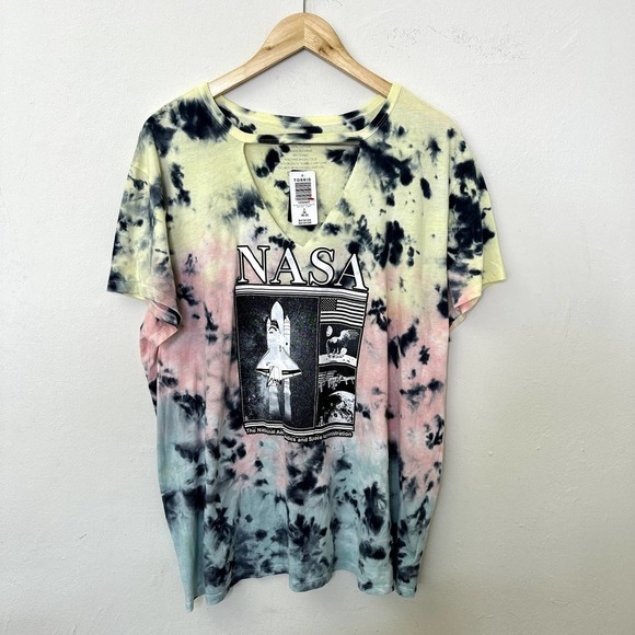 Torrid Top Short Sleeve Multicolor‎ Tie dye Size 2x 18-20 Nasa Graphic Print - Picture 2 of 16